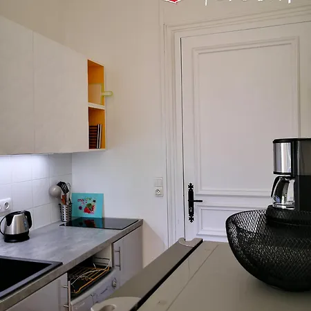 Studio moderne centre ville, belle vue Aix-les-Bains Extérieur photo
